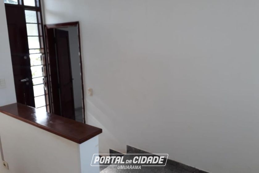 Casa &agrave; venda - 244m&sup2; - Zona I