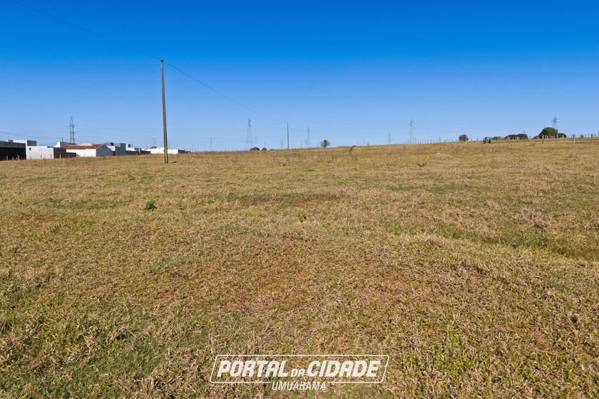 S&iacute;tio &agrave; venda - 108900m&sup2; - Centro