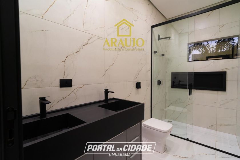 Casa &agrave; venda - 250m&sup2; - Zona VII