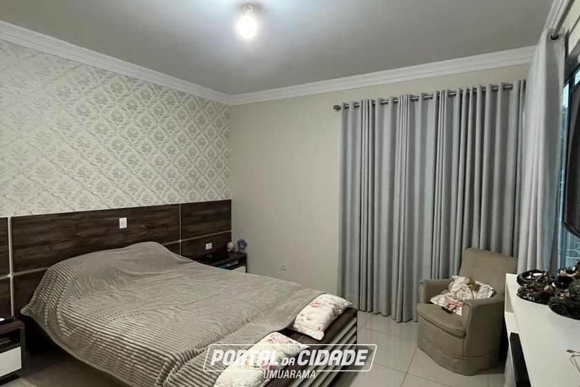 Casa &agrave; venda - 360m&sup2; - Jardim Tamoio