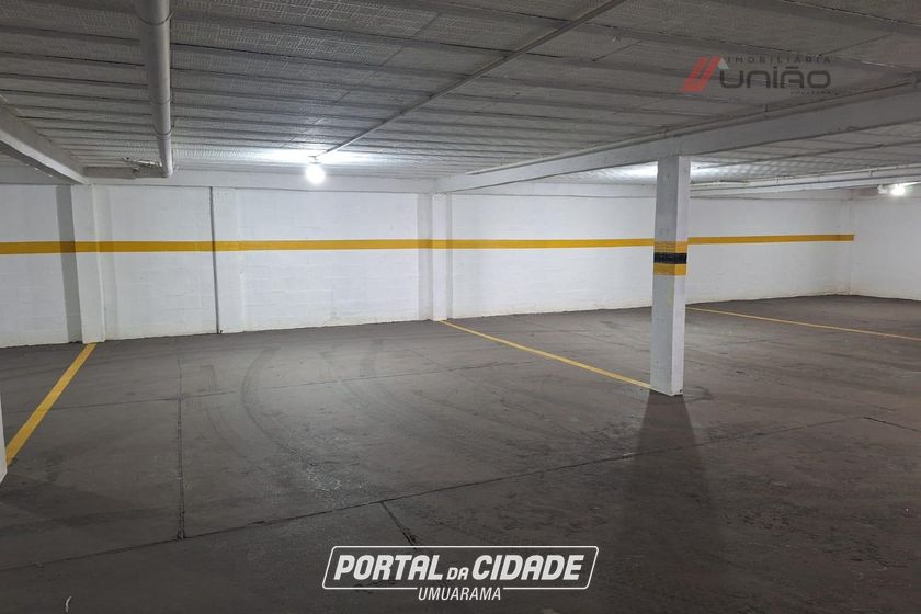 Sal&atilde;o Comercial para alugar - 243m&sup2; - Zona I