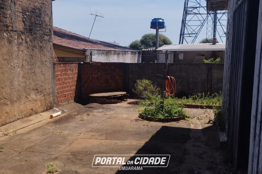 Casa &agrave; venda - 80m&sup2; - CENTRO