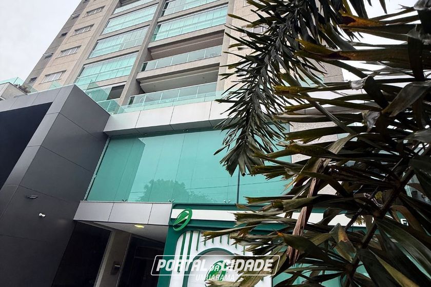 Apartamento &agrave; venda - 200m&sup2; - Zona I