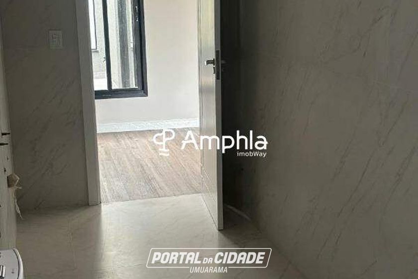 Casa &agrave; venda - 468m&sup2; - Regi&atilde;o do Lago