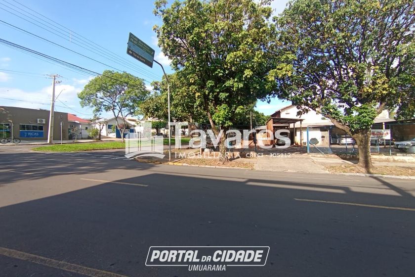 Terreno &agrave; venda - 437m&sup2; - Zona V