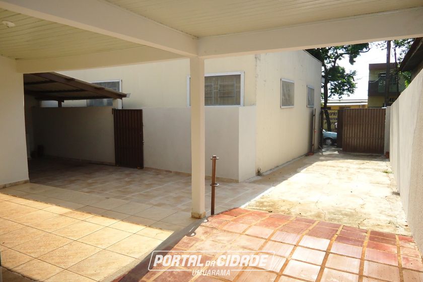 Sala Comercial &agrave; venda - 200m&sup2; - ZONA IV