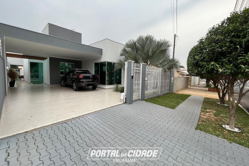 Casa &agrave; venda - 360m&sup2; - Jardim Tamoio