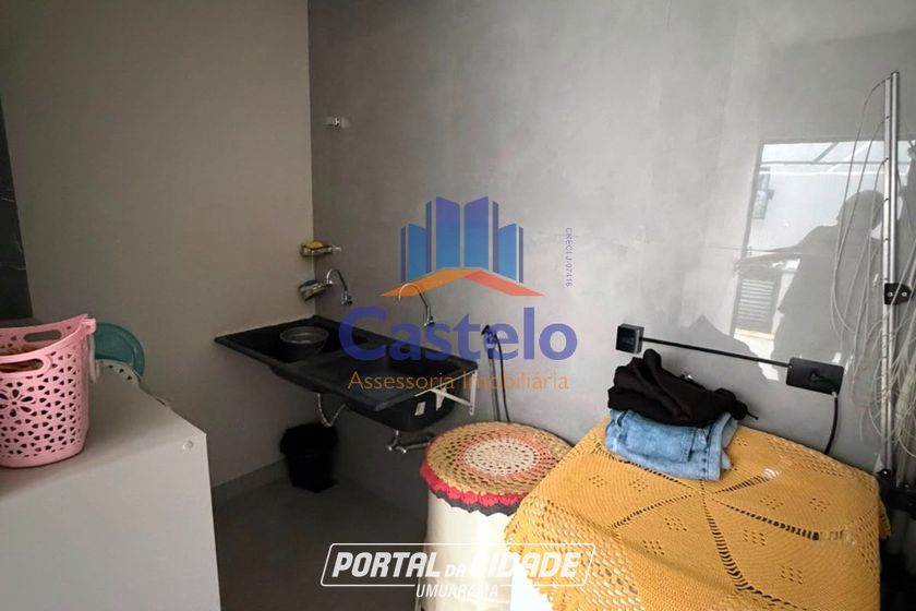 Casa &agrave; venda - 120m&sup2; - PARQUE RESIDENCIAL INTERLAGOS