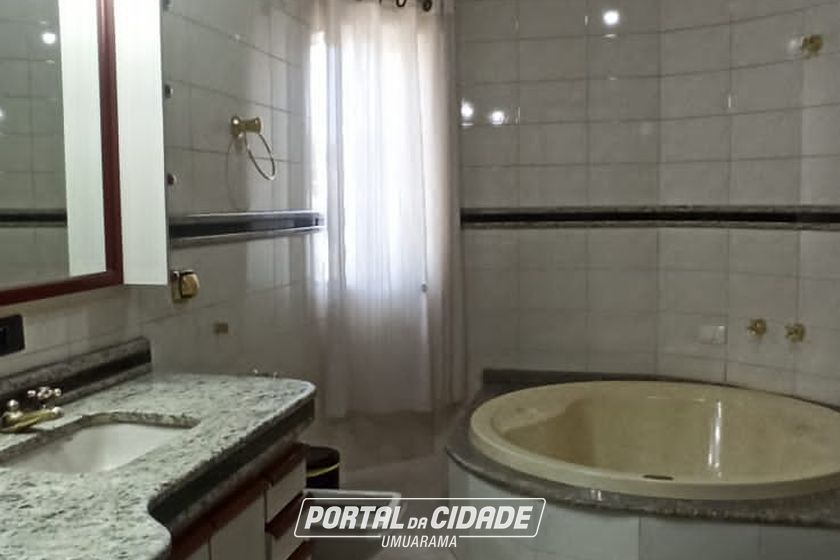 Sobrado &agrave; venda - 376m&sup2; - Zona I