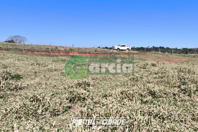 Terreno &agrave; venda - 1196m&sup2; - -
