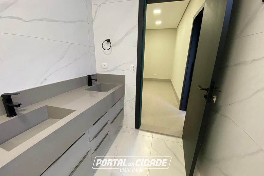 Casa &agrave; venda - 208m&sup2; - Parque Residencial Interlagos II