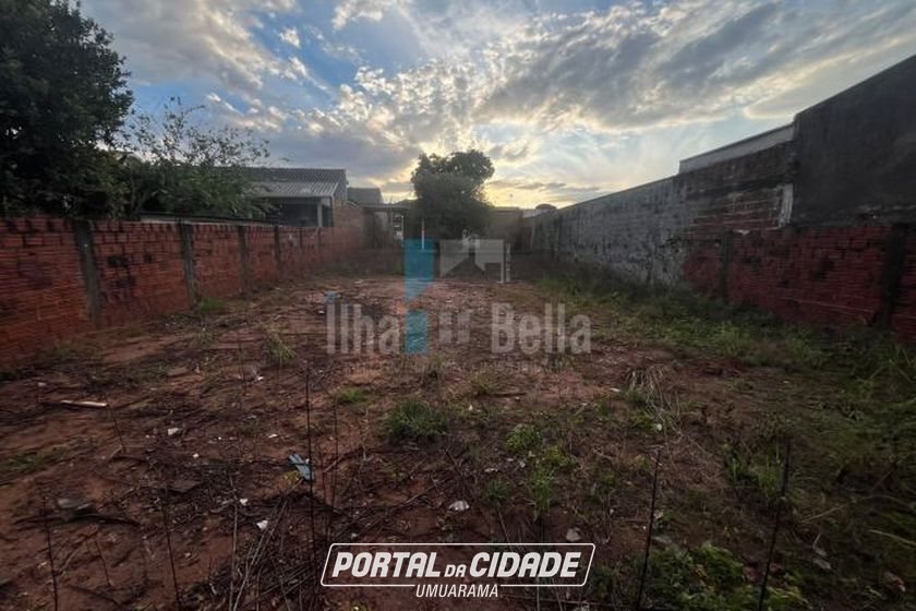 Terreno &agrave; venda - Zona IV