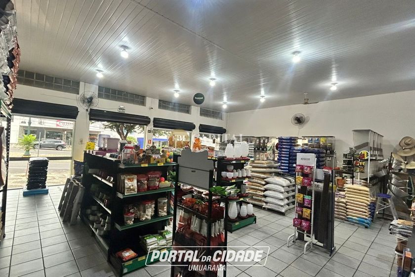 Sal&atilde;o Comercial &agrave; venda - 176m&sup2; - Zona I