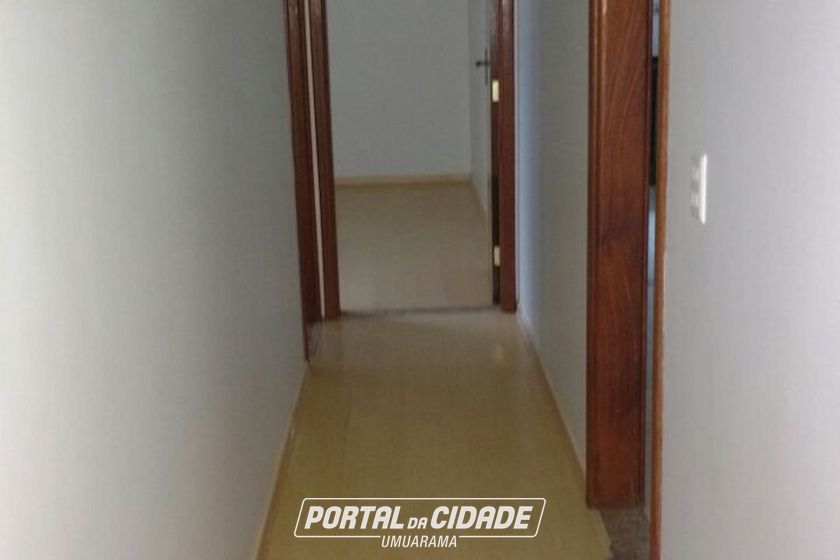 Casa para alugar - 270m&sup2; - JARDIM ALPHAVILE