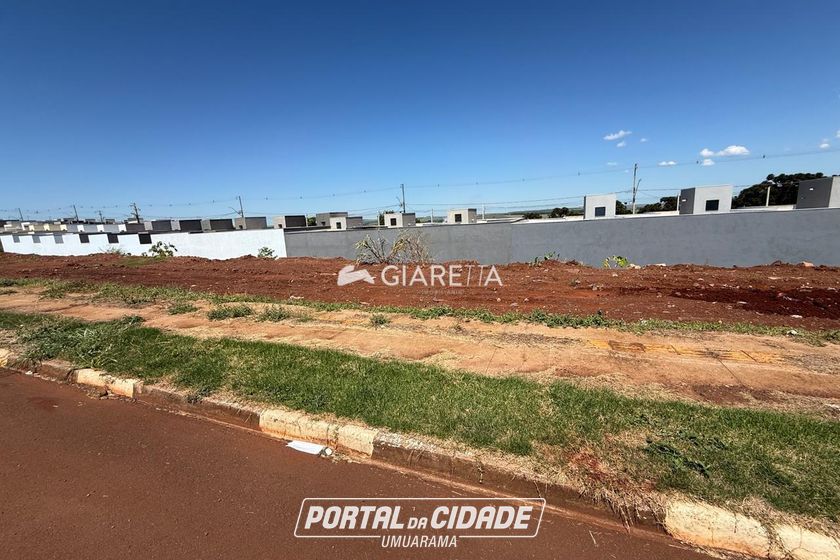 Terreno &agrave; venda - 250m&sup2; - JARDIM PANORAMA