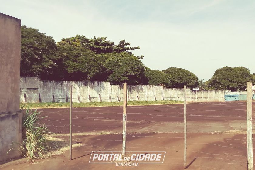 Sal&atilde;o Comercial para alugar - 940m&sup2; - Zona I-a