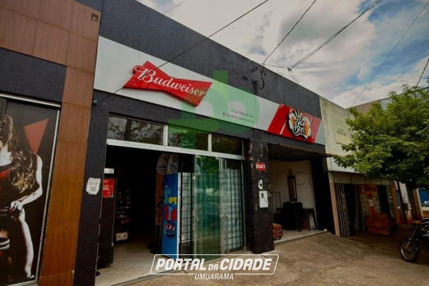 Sal&atilde;o Comercial &agrave; venda - 300m&sup2; - Centro
