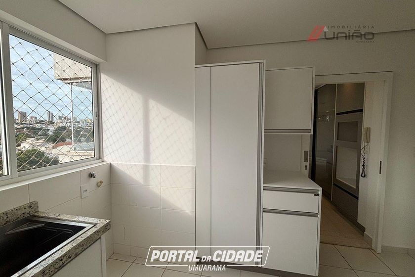 Apartamento &agrave; venda - 126m&sup2; - Zona I