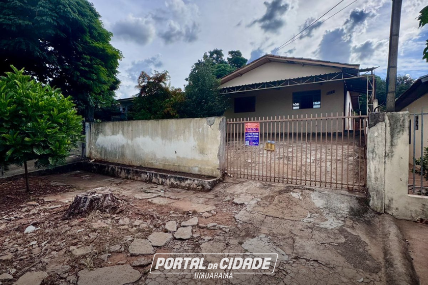Terreno &agrave; venda - 450m&sup2; - Zona Armaz&eacute;m