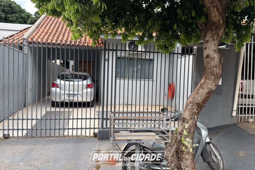 Casa &agrave; venda - 132m&sup2; - Residencial Bourbon