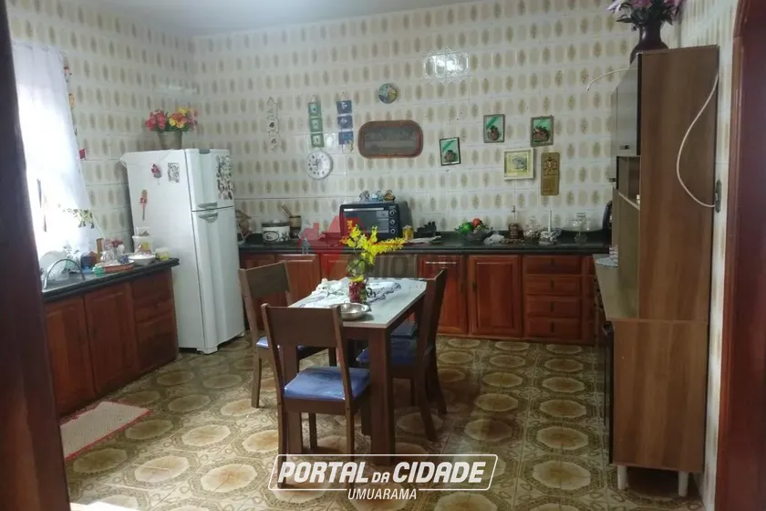 Casa &agrave; venda - ZONA I
