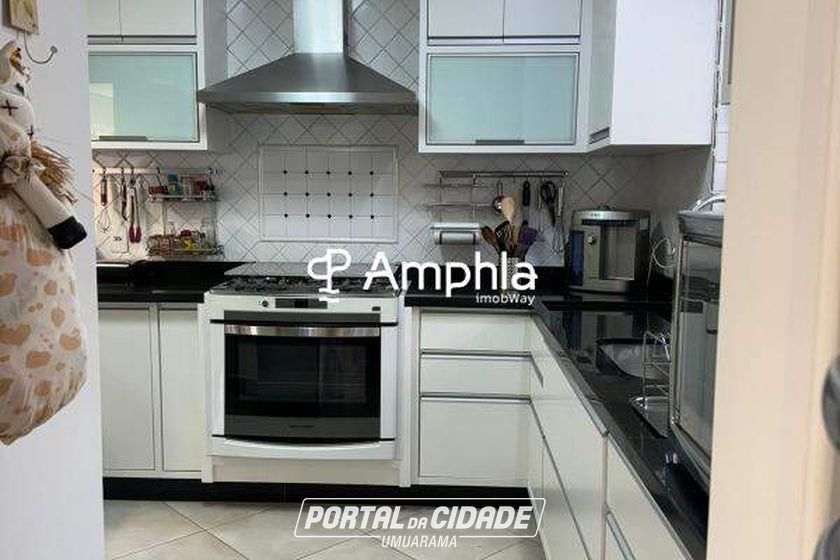 Casa &agrave; venda - 355m&sup2; - Centro