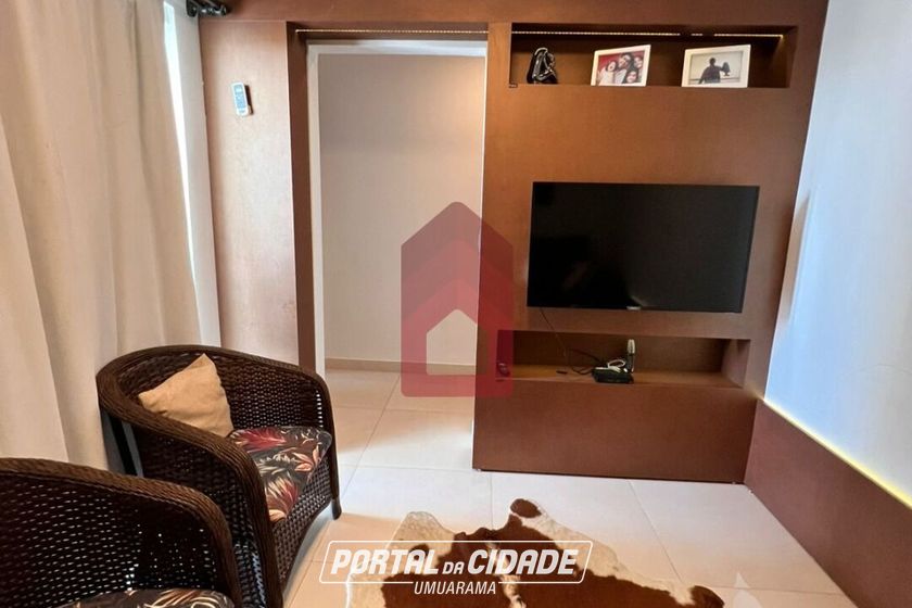 Sobrado &agrave; venda - 215m&sup2; - Centro