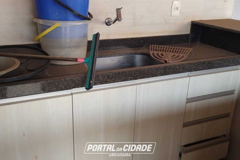 Casa para alugar - 100m&sup2; - Jardim Alphaville