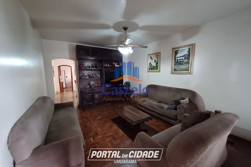 Sala Comercial &agrave; venda - 200m&sup2; - Zona III