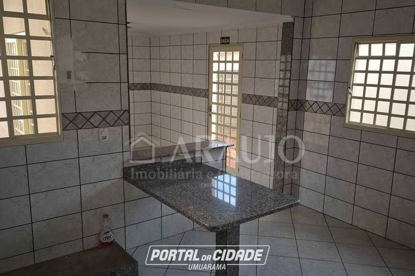 Casa para alugar - 220m&sup2; - Zona I