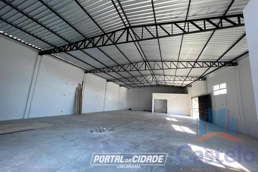 Sal&atilde;o Comercial &agrave; venda - 355m&sup2; - Zona V