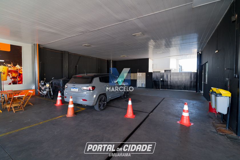 Sal&atilde;o Comercial &agrave; venda - 1470m&sup2; - Zona I
