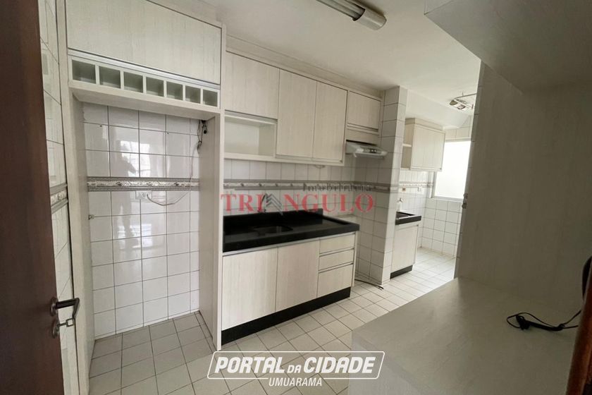 Apartamento &agrave; venda - 77m&sup2; - ZONA II