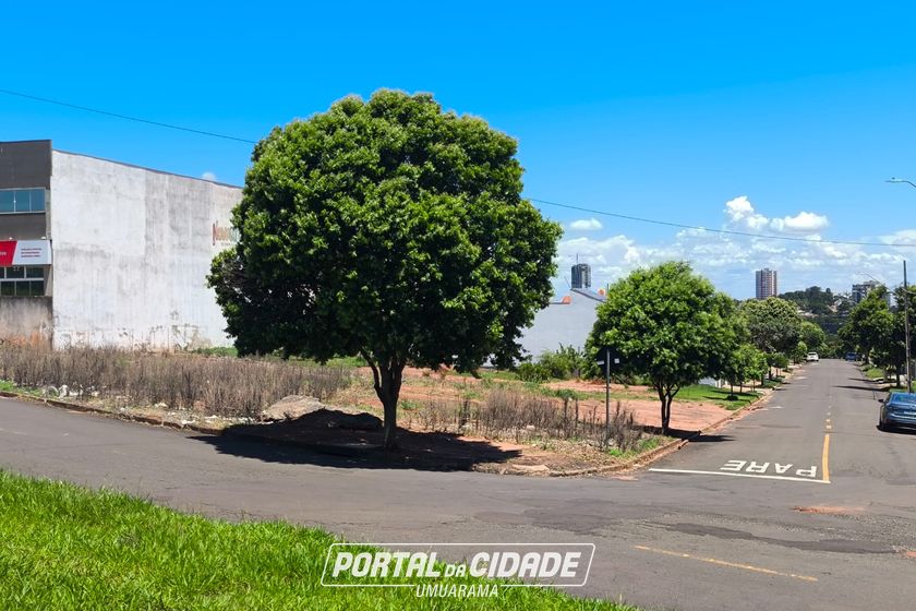 Terreno &agrave; venda - 879m&sup2; - Avenida Portugal