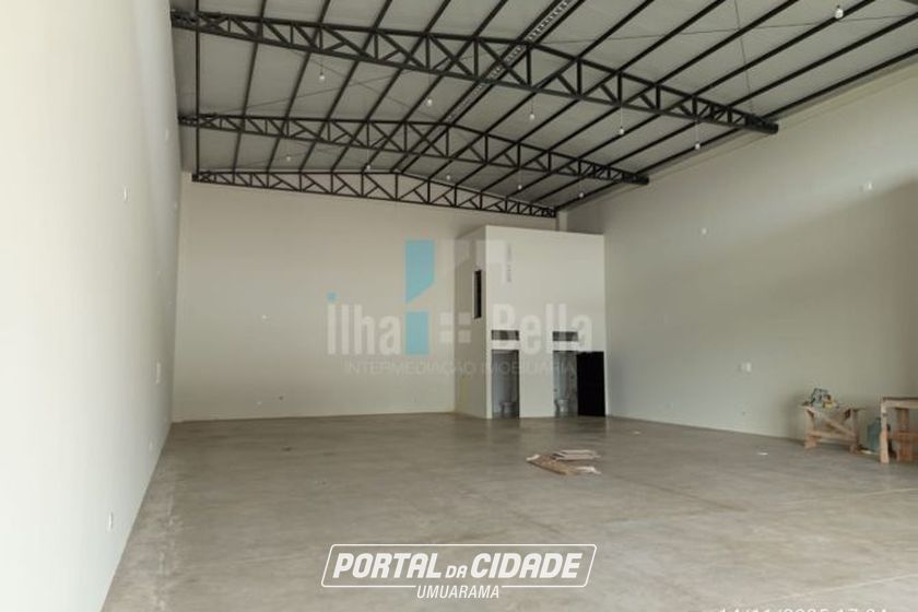 Sal&atilde;o Comercial para alugar - Zona III