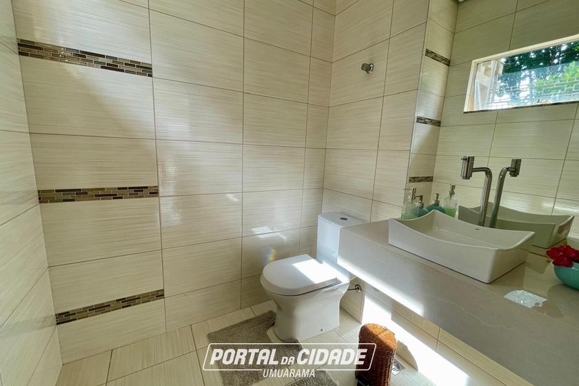 Casa &agrave; venda - 338m&sup2; - ZONA I