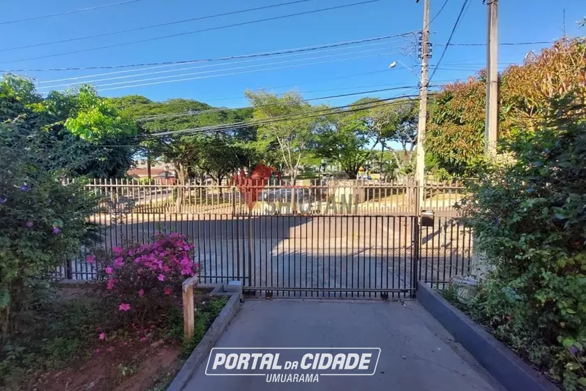 Casa &agrave; venda - Zona IV