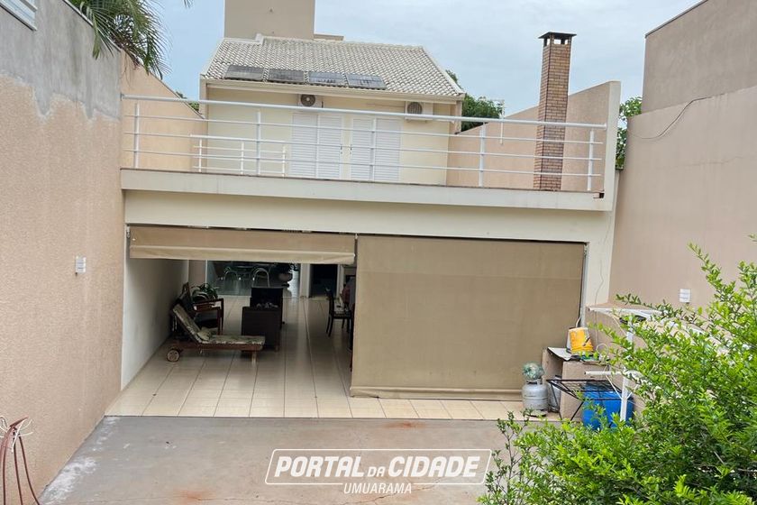 Sobrado &agrave; venda - 321m&sup2; - Zona VI