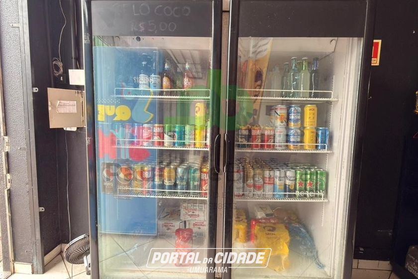 Sal&atilde;o Comercial &agrave; venda - 300m&sup2; - CENTRO