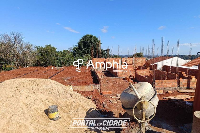 Casa &agrave; venda - 93m&sup2; - Centro