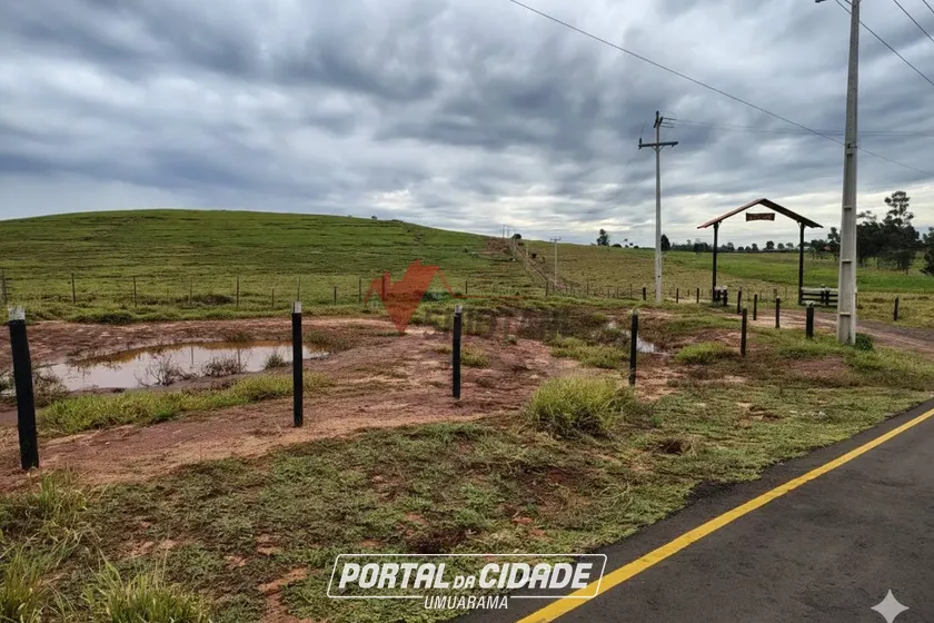 Ch&aacute;cara &agrave; venda - &Aacute;rea Rural de Umuarama