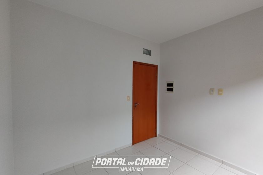 Casa para alugar - 590m&sup2; - ZONA VI