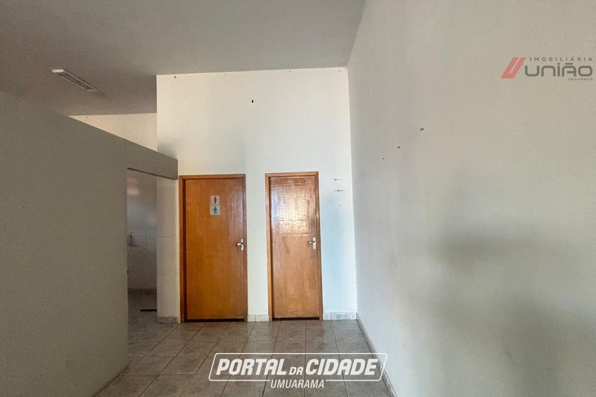 Sal&atilde;o Comercial para alugar - 76m&sup2; - Zona I