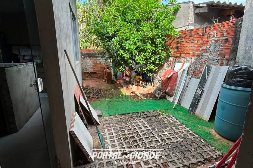 Casa &agrave; venda - 90m&sup2; - Conjunto Habitacional Sonho Meu