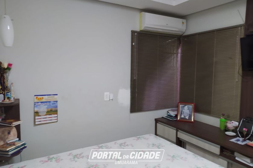 Casa &agrave; venda - 160m&sup2; - JARDIM PARIS