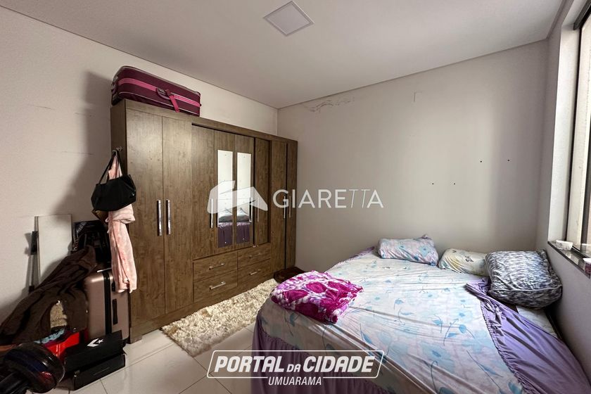Casa &agrave; venda - 50m&sup2; - JARDIM PINHEIRINHO