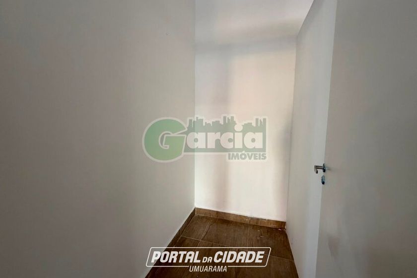 Sal&atilde;o Comercial para alugar - 166m&sup2; - Zona I