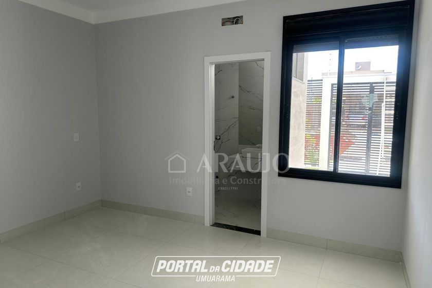 Casa &agrave; venda - 110m&sup2; - Jardim Cima