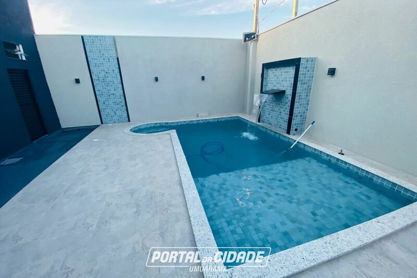 Ch&aacute;cara &agrave; venda - 280m&sup2; - Parque Colina Verde