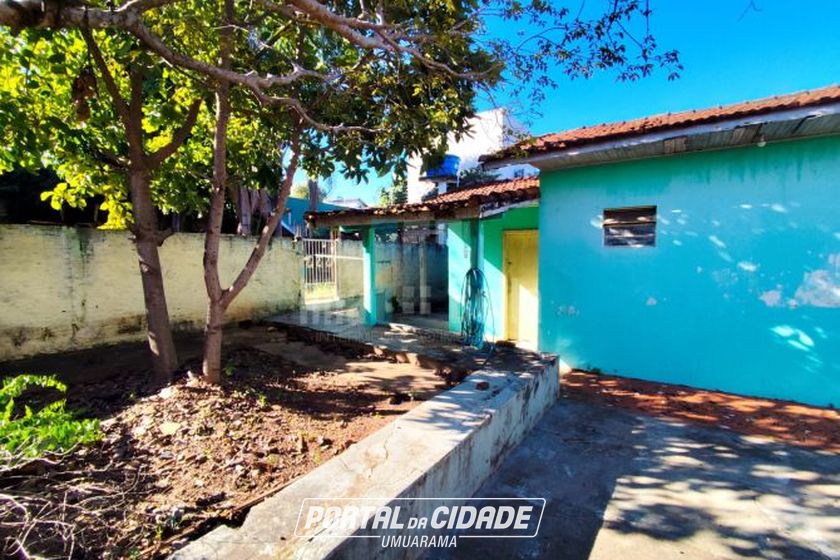 Casa &agrave; venda - Zona III